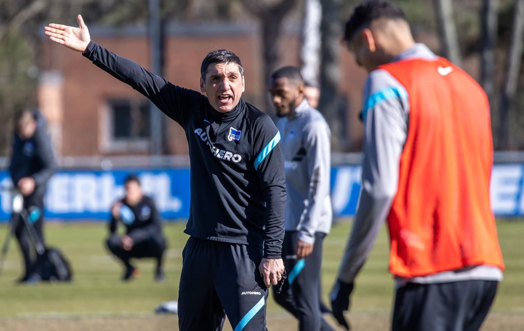 Hertha-Trainer Tayfun Korkut steht unter Erfolgsdruck.