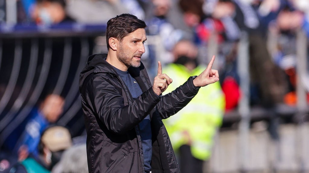 Stefan Leitl.glaubt an eine Überrschung gegen RB Leipzig.