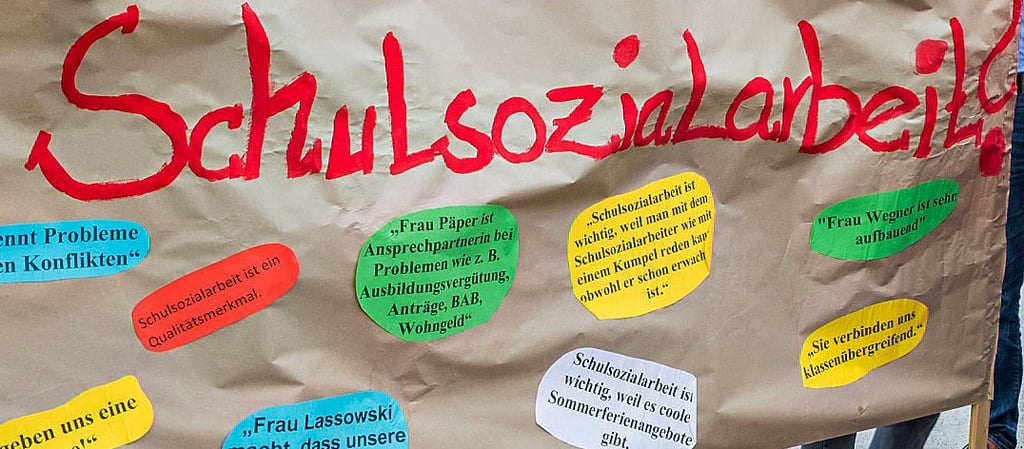 Die Finanzierung der Schulsozialarbeit wird ab Sommer 2022 neu geordnet. Die Stadt setzt sich für den Erhalt aller Stellen ein.