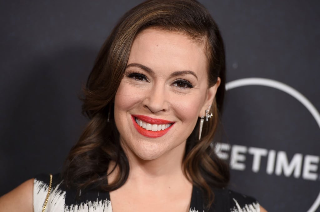 Die US-Schauspielerin Alyssa Milano zeigt ihren Kindern nicht alles.