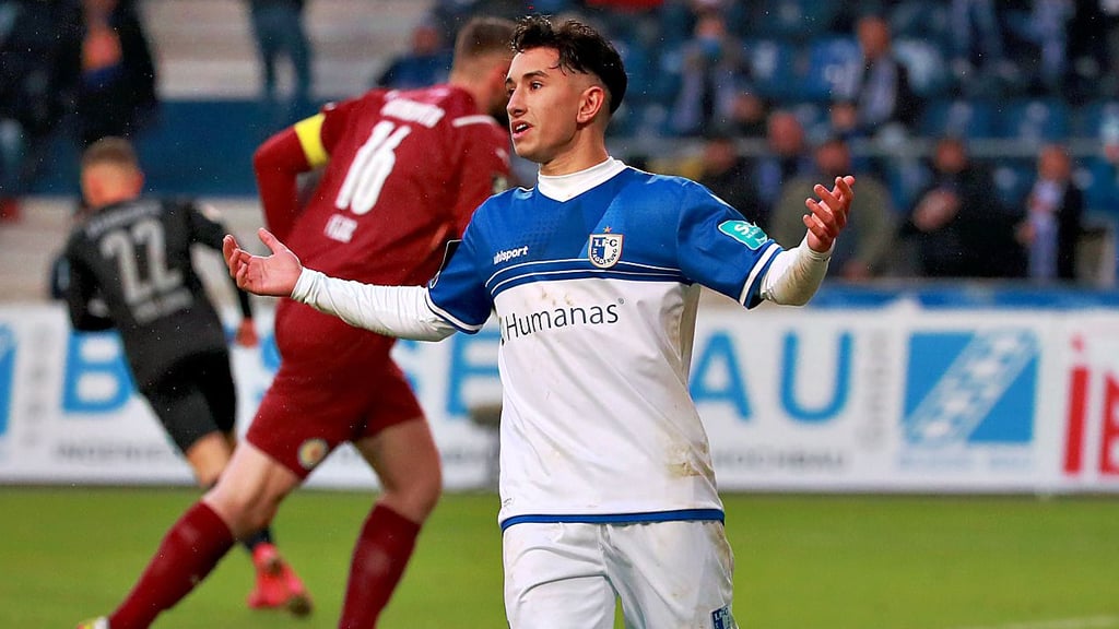 Mit dem FCM bei vielen Statistiken vorne dabei: Jason Ceka. Lediglich bei Punkten nach Rückständen hapert es ein wenig.