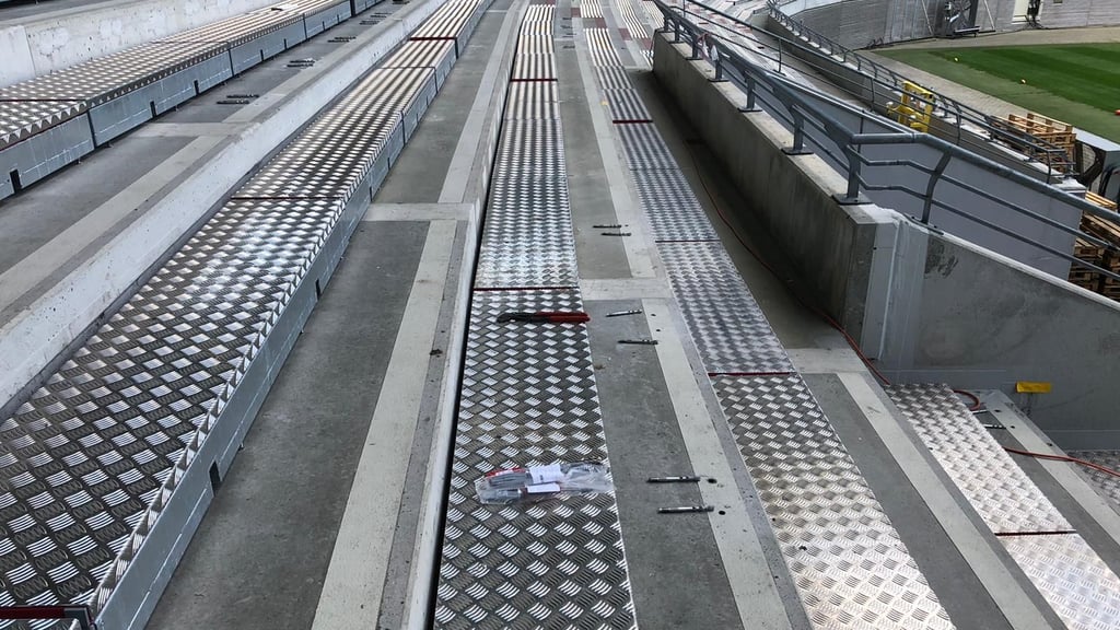 Jede Stufe soll mit Fans gefüllt sein, fordert der Fanverband von RB Leipzig.