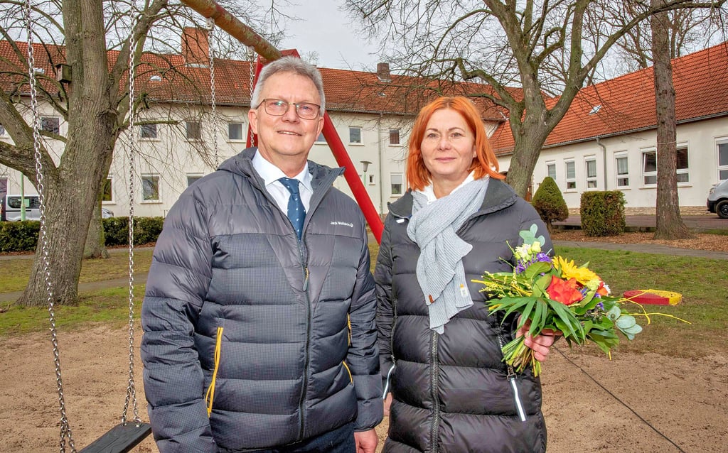 Olaf Leps war fast 15 Jahre lang Leiter des Kinderheims im Querweg. Am Dienstag wurde er verabschiedet. Seine Nachfolgerin ab April ist Daniela Tischer. Sie hatte bislang als Erzieherin und Teamleiterin im Querweg gearbeitet.