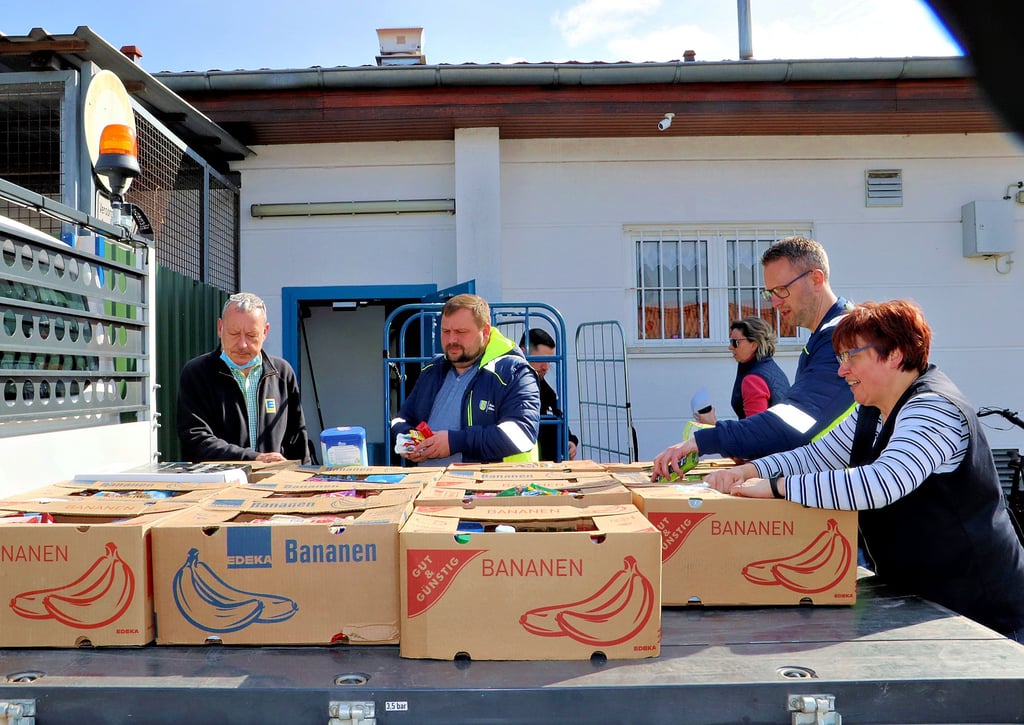 Die NP-Märkte in Parey (Bild) und Güsen spendeten Nahrungs- und Hygienemittel für die ukrainischen Flüchtlinge, die in der Touristenstation Ferchland untergebracht sind.