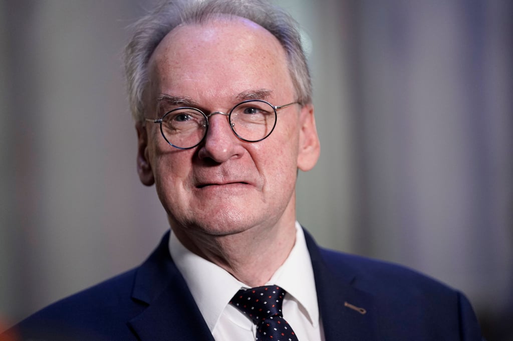 Bis zum Monatsende kommt die Prämie auch bei Ministerpräsident Reiner Haseloff an.