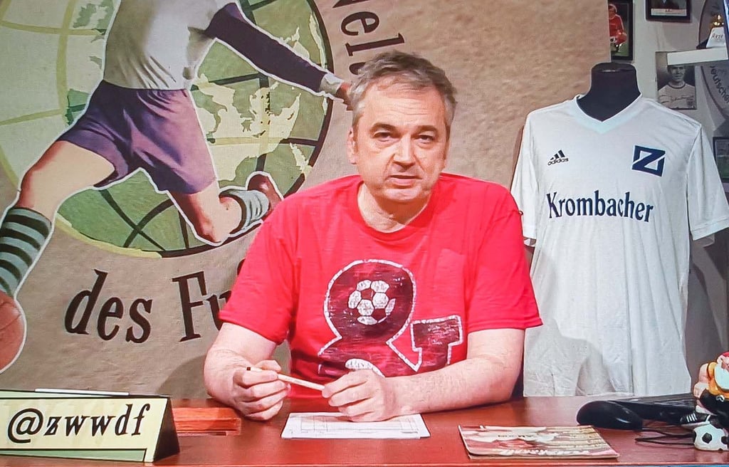 Das Trikot von Blau-Weiß Zorbau war in der letzten Ausgabe von „Zeiglers wunderbare Welt des Fußballs“ nicht zu übersehen.