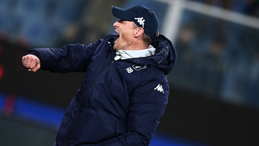 Riesige Freude nach dem ersten Serie-A-Sieg: Trainer Alexander Blessin.
