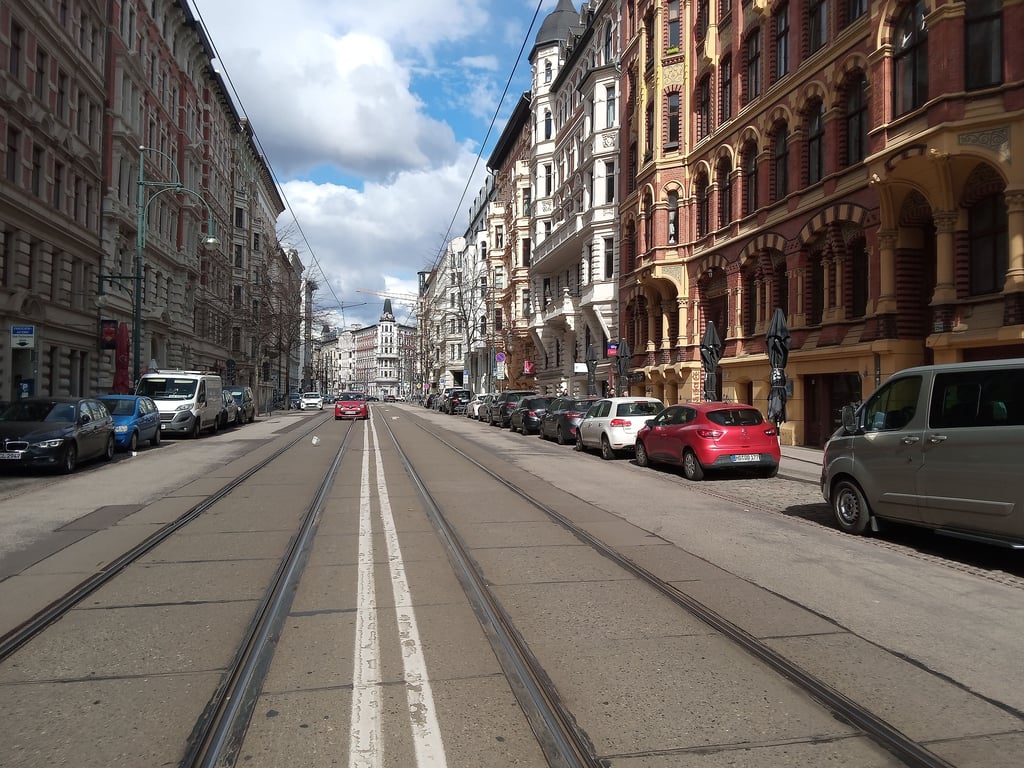 Blick in die Sternstraße am Magdeburger Hasselbachplatz.