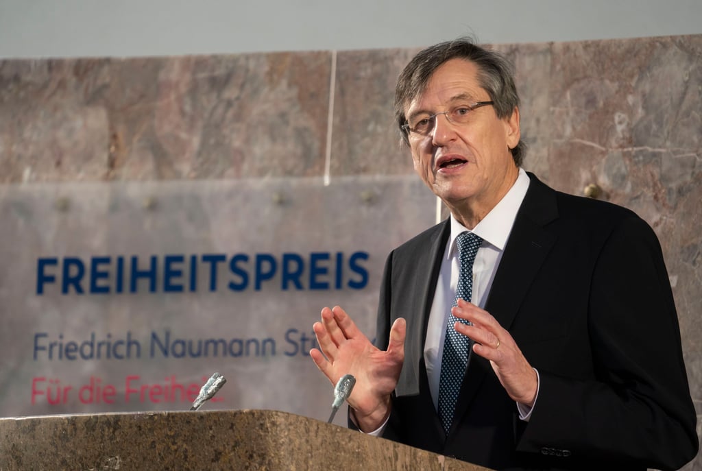Karl-Heinz Paqué äußert sich zur Ansiedlung von Intel in Magdeburg.