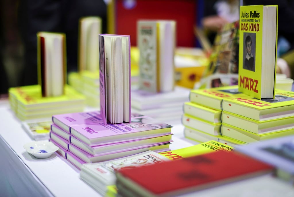 Die Verkaufsmesse mit Lesungsprogramm wurde nach der Absage der Leipziger Buchmesse spontan ins Leben gerufen.