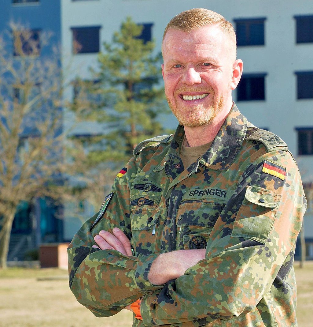 Als Kommandeur des Einsatzführungsbereiches 3 war Oberst Andreas Springer in den vergangenen Jahren gleichzeitig auch der Standortälteste des Bundeswehrstandortes Schönewalde-Holzdorf. Ende des Monats wechselt er sein Aufgabenfeld und übergibt das Kommando.