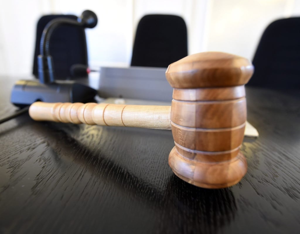 Zum Prozessauftakt äußerten sich nur zwei der drei Angeklagten.