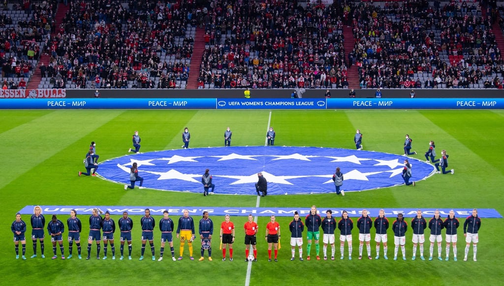 Die Frauen des FC Bayern München unterlagen in der Champions League Paris Saint-Germain mit 1:2.