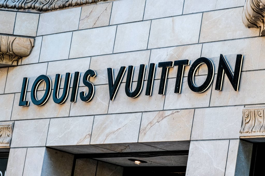 Schmuck von Louis Vuitton: Symbol Z sorgt für Kritik wegen Krieg in Ukraine