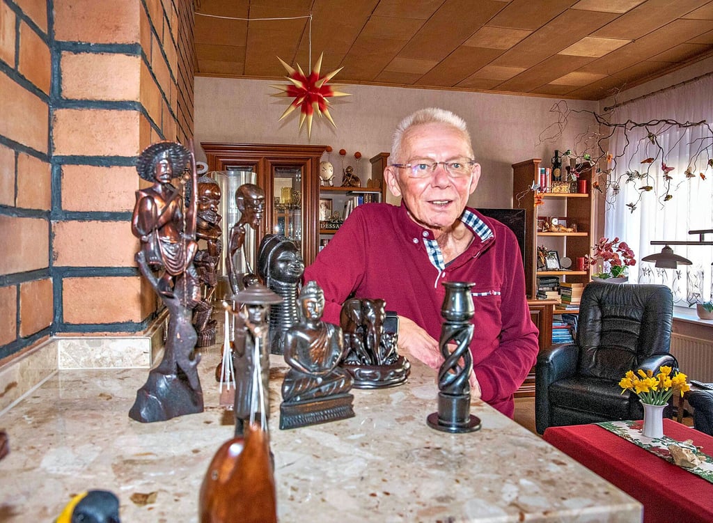 Dr. Karl-Heinz Reichert war 2016 an Zungenkrebs erkrankt, hat eine schwere zeit hinter sich, aber nie den Mut verloren. Heute will der Mann, dessen Hobby das Reisen in ferne Länder ist, anderen Betroffenen helfen, die Krankheit zu überstehen.