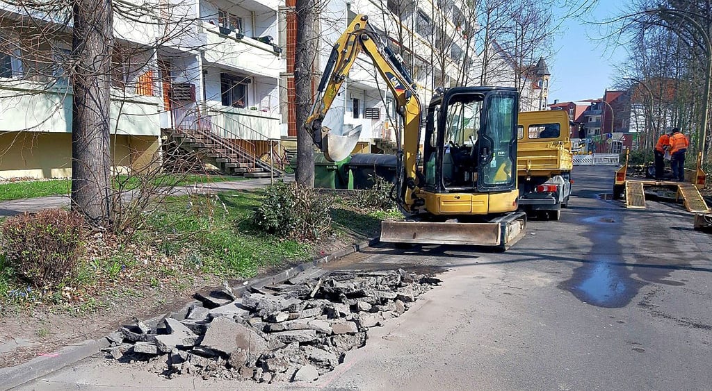 Nach dem Aufschachten musste die Leitung repariert werden.