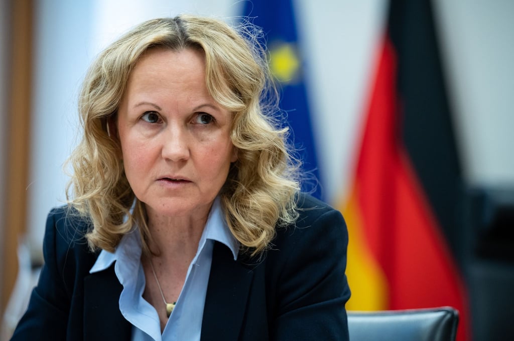 Will für die Kommunen wbis 2026 insgesamt 60 Millionen Euro zusätzlich in die Hand nehmen: Umweltministerin Steffi Lemke.