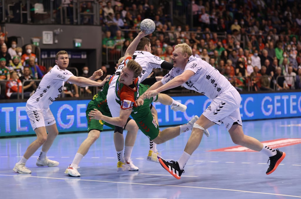 Gisli Kristjansson und der SC Magdeburg warfen gegen den THW Kiel alles in die Waagschale. Am Ende musste sich der Spitzenreiter jedoch erstmals in dieser Saison in eigener Halle geschlagen geben.