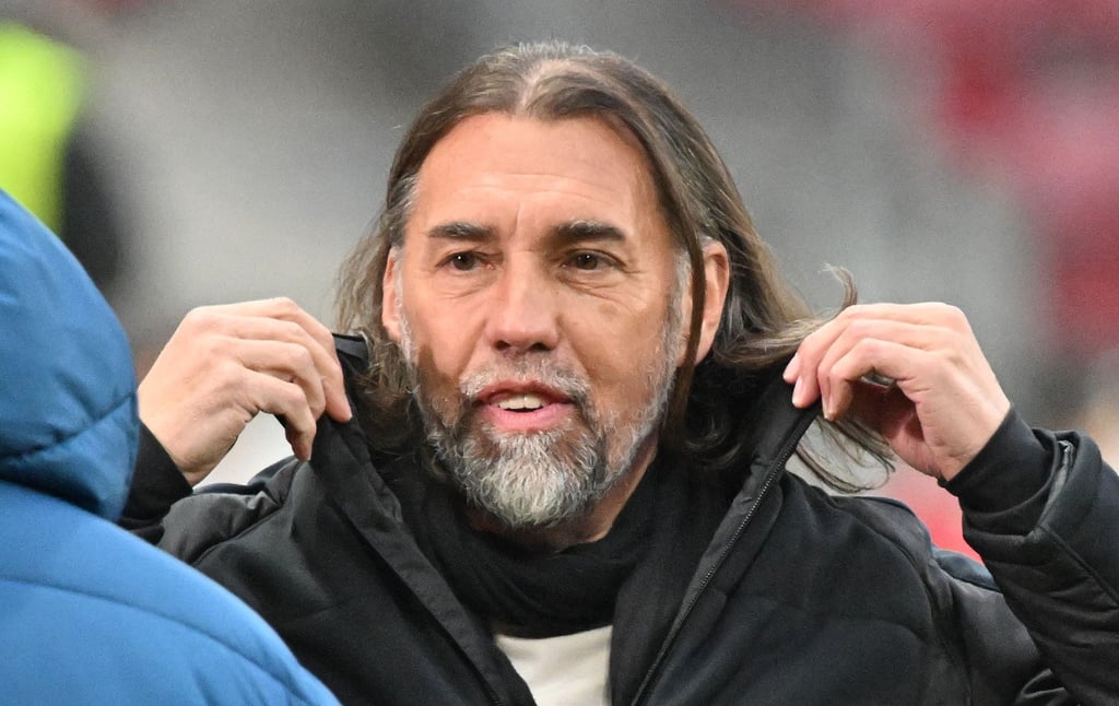 Warnt davor eine Coronsinfektion zu unterschätzen: Der Mainzer Sportdirektor Martin Schmidt.