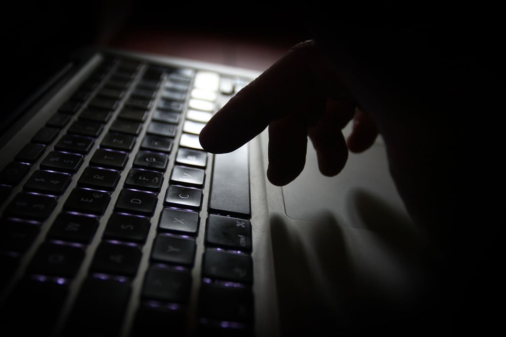 Nicht nur im realen Leben, auch im Netz ist laut dem „Weißer Ring“ zunehmend Zivilcourage gefragt.