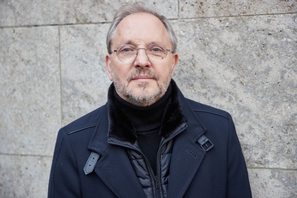 Kult-Komiker Olli Dittrich hat wegen des Ukraine-Krieges darüber nachgedacht, seine bevorstehende Tour abzubrechen.