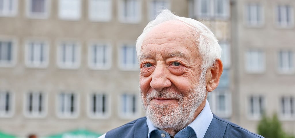Dieter Hallervorden auf dem Dessauer Marktplatz.