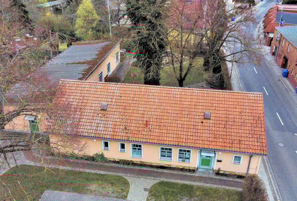 Blick auf die Begegnungsstätte der Volkssolidarität an der Gartenstraße in Osterburg. Die frühere Kita wurde seit Mitte der 1990er Jahre als Anlaufpunkt für Senioren genutzt.