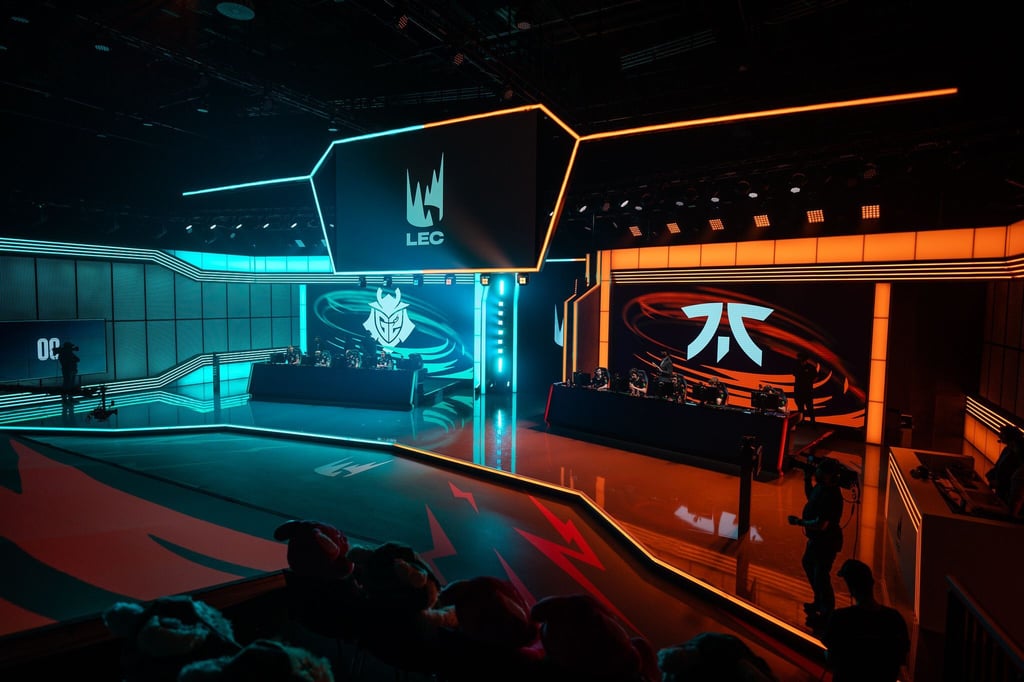 Im Duell der beiden ewigen Rivalen G2 Esports und Fnatic behielt in der LEC diesmal G2 die Oberhand.