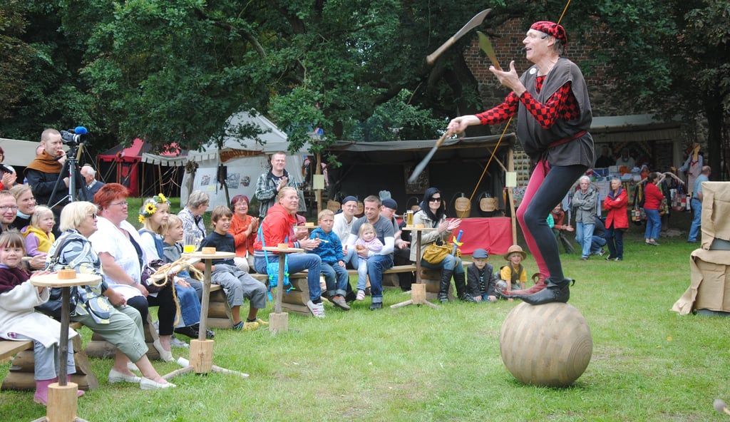 Das Apenburger Burgfest lockte seit 1998 jährlich tausende Besucher aus der gesamten Altmark an die Alte Burg. Vor allem für die Jüngsten wurde am ersten Septemberwochenende einiges geboten.