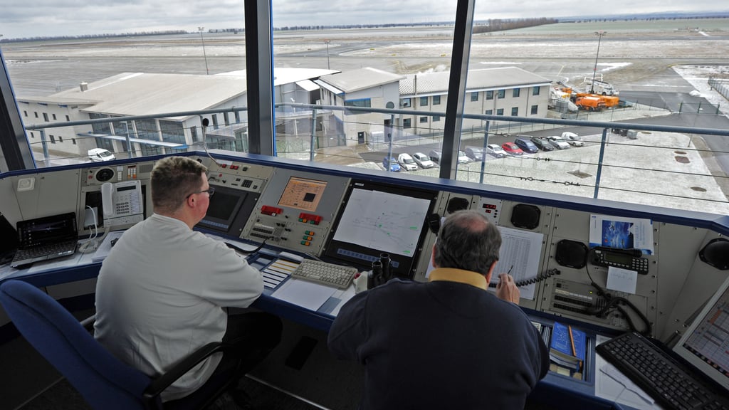 Auf dem Flughafen Cochstedt sind ab 1. April wieder Starts und Landungen erlaubt.
