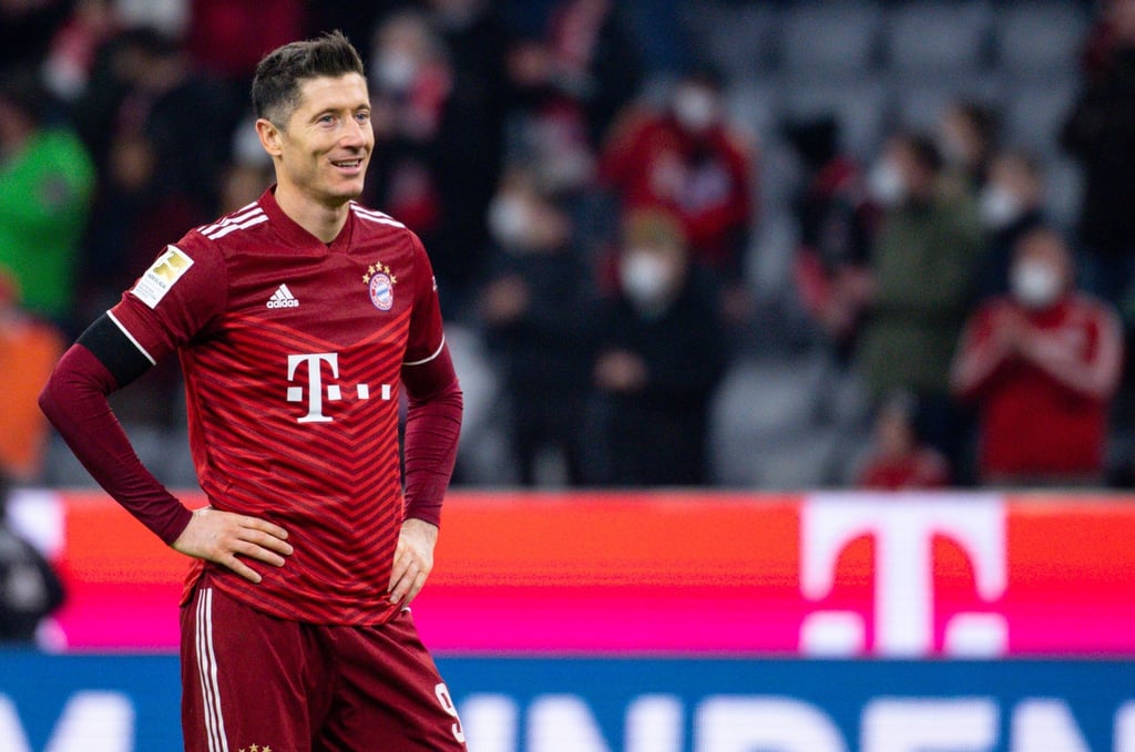 Der FC Bayern München setzt auch in Freiburg auf Stürmerstar Robert Lewandowski.