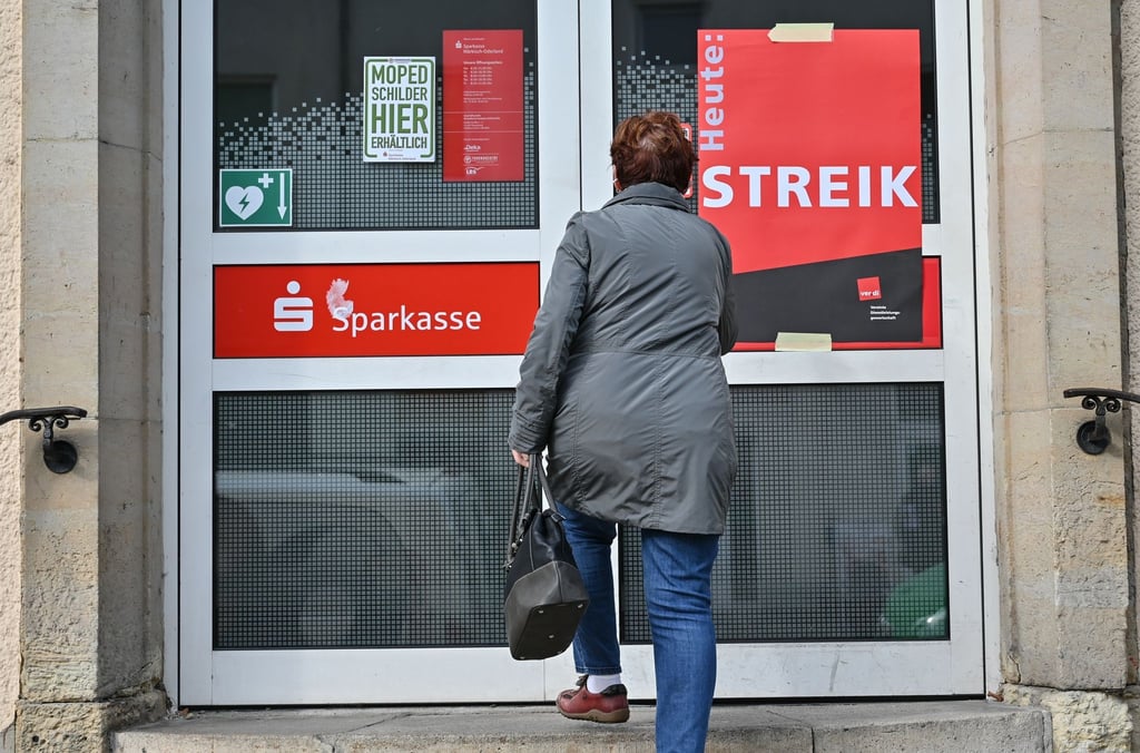 Der Tarifvertrag läuft 35 Monate.