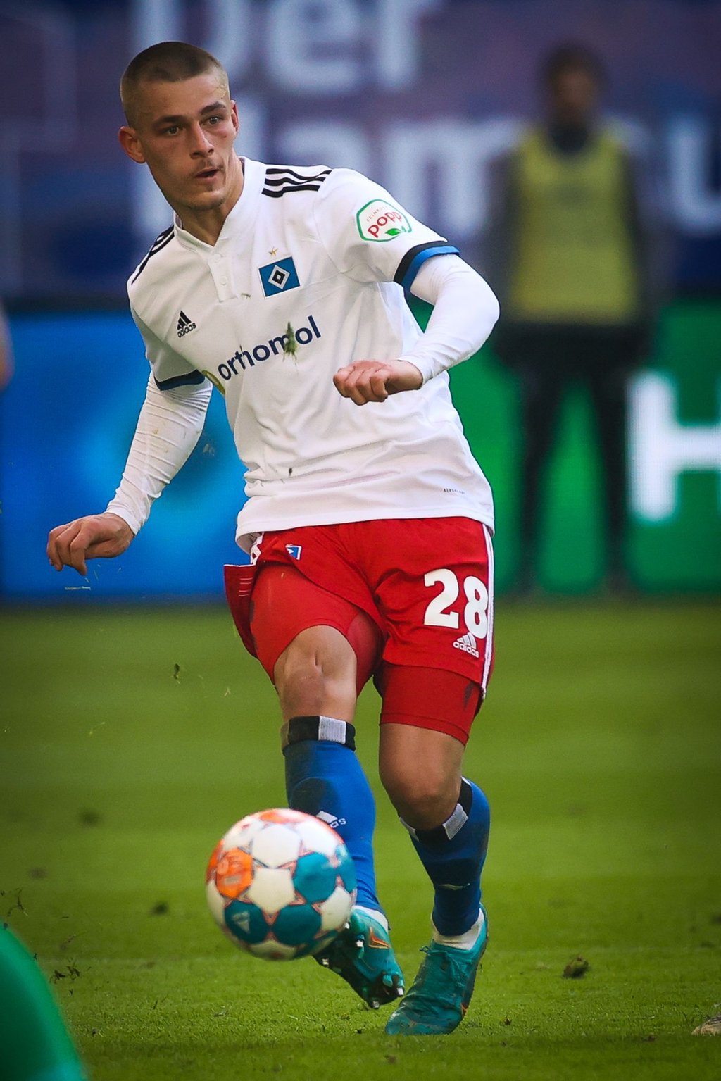 Bisher auf Leihbasis, jetzt mit festem Vertrag beim HSV: Miro Muheim.