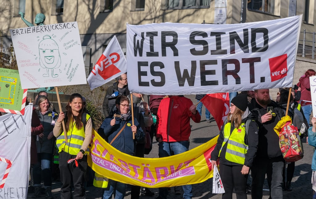 Anfang März hatten Erzieherinnen in Halle schon einmal ihre Arbeit niedergelegt.