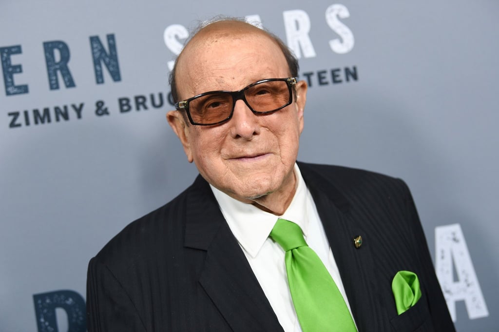 Clive Davis ist immer noch im Geschäft.