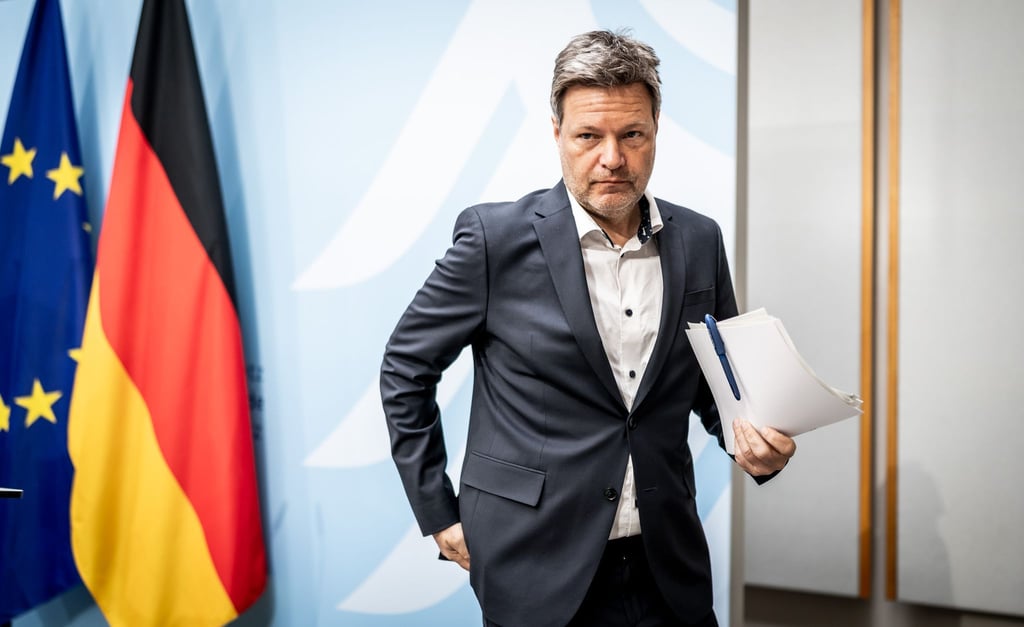 Bundeswirtschaftsminister Habeck. Nach den Gräueltaten in Butscha diskutiert die Bundesregierung wieder intensiver über ein russisches Energie-Embargo.