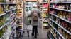 Beim Discount-Marktführer Aldi werden bereits am Montag abermals Fleisch, Wurst und Butter teurer. Andere Supermärkte werden ebenfalls nachziehen.
