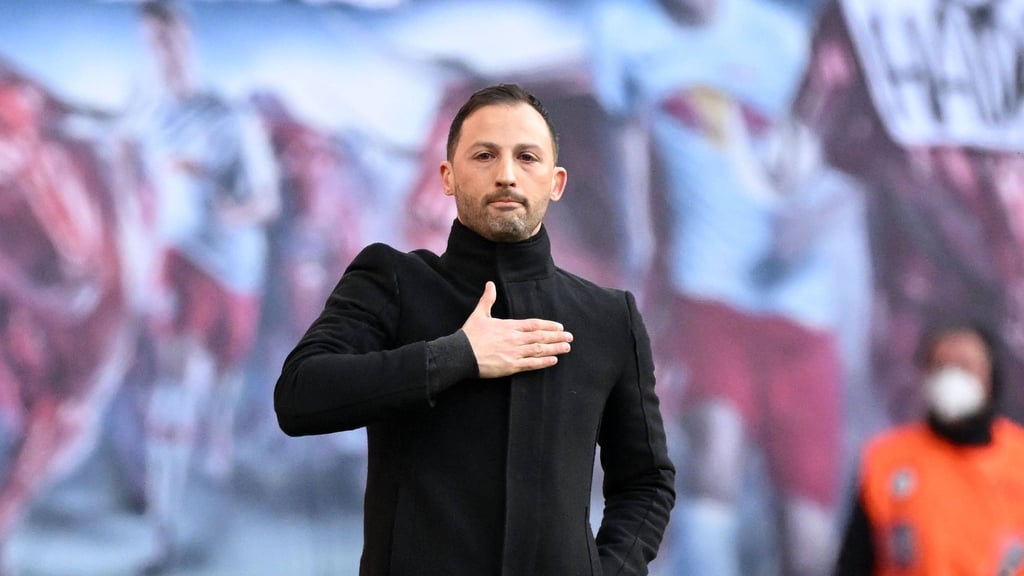 „Die Spieler sind gut ausgebildet, viele sind technisch gut, man sieht kaum Passfehler”: Tedesco über den italienischen Fußball.