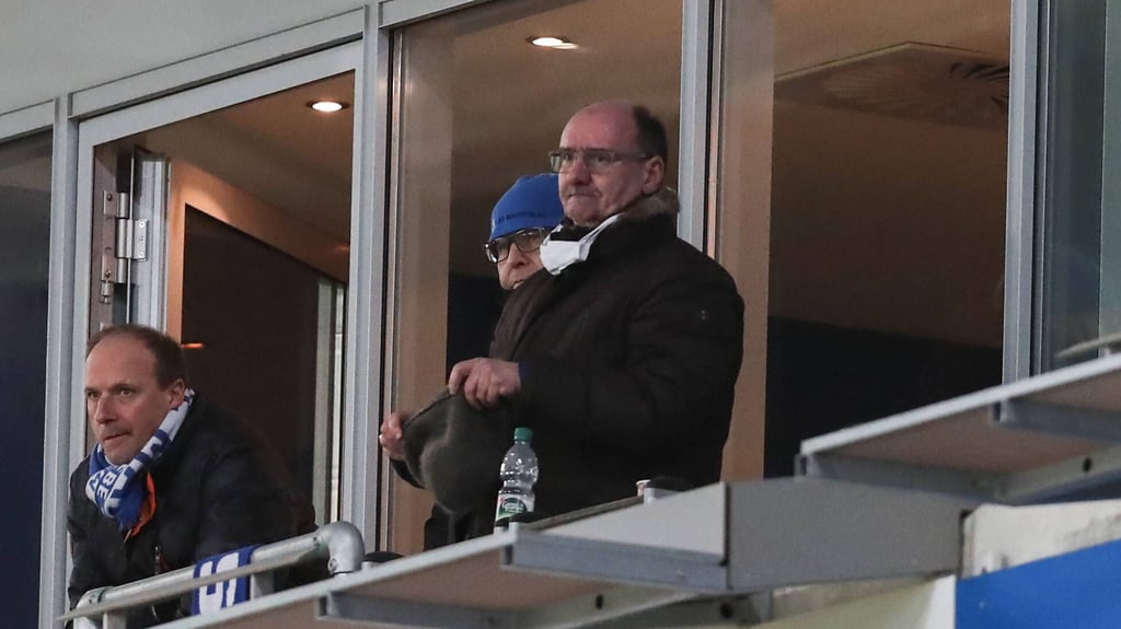 Lutz Petermann (r.) ist Aufsichtsratschef beim 1. FC Magdeburg.