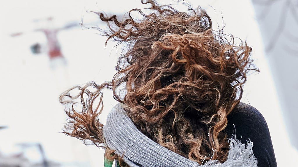 In Teilen Sachsen-Anhalts muss weiterhin mit teils kräftigen Sturmboen gerechnet werden.