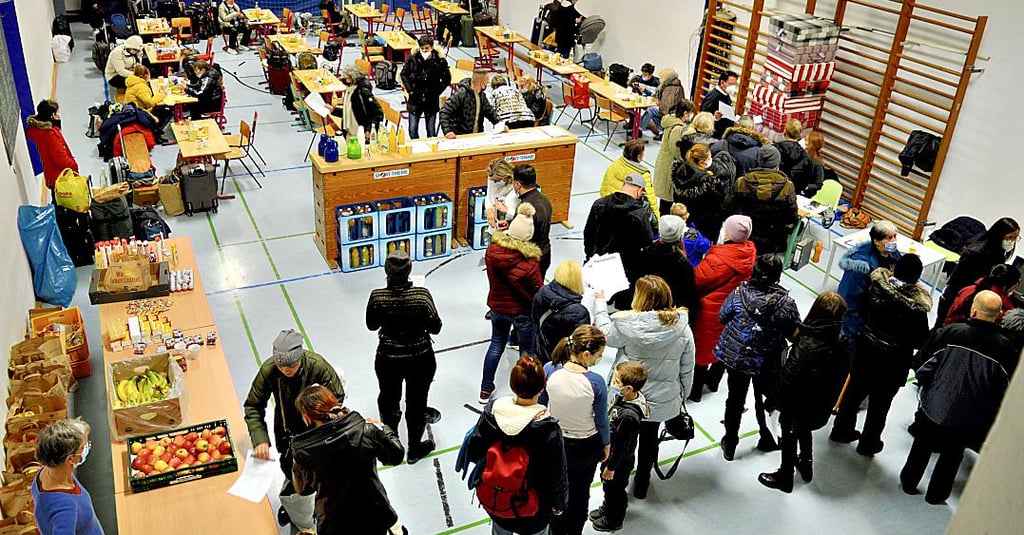 Die ersten Flüchtlinge aus der Ukraine nahm die Stadt noch in einer Sporthalle im Empfang.