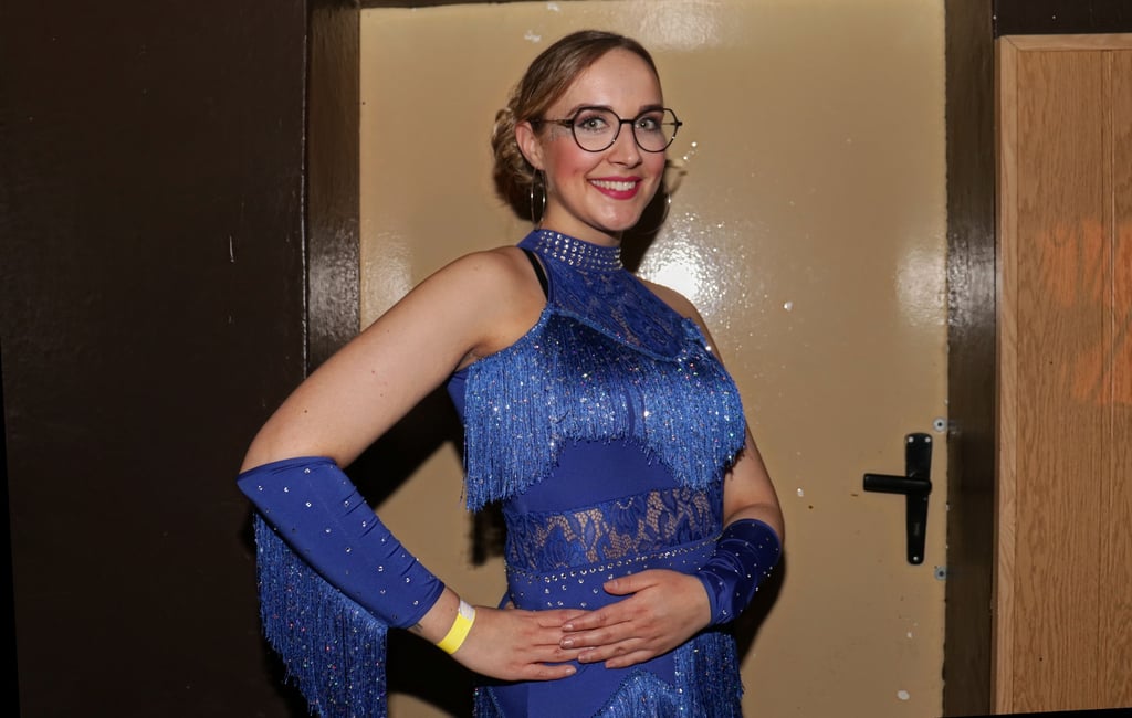 Lea Bredin aus Osterburg tanzt bei der Funkengarde der Rochauer Carnevalsgemeinschaft (RCG). Dort entstand gerade dieses Foto.