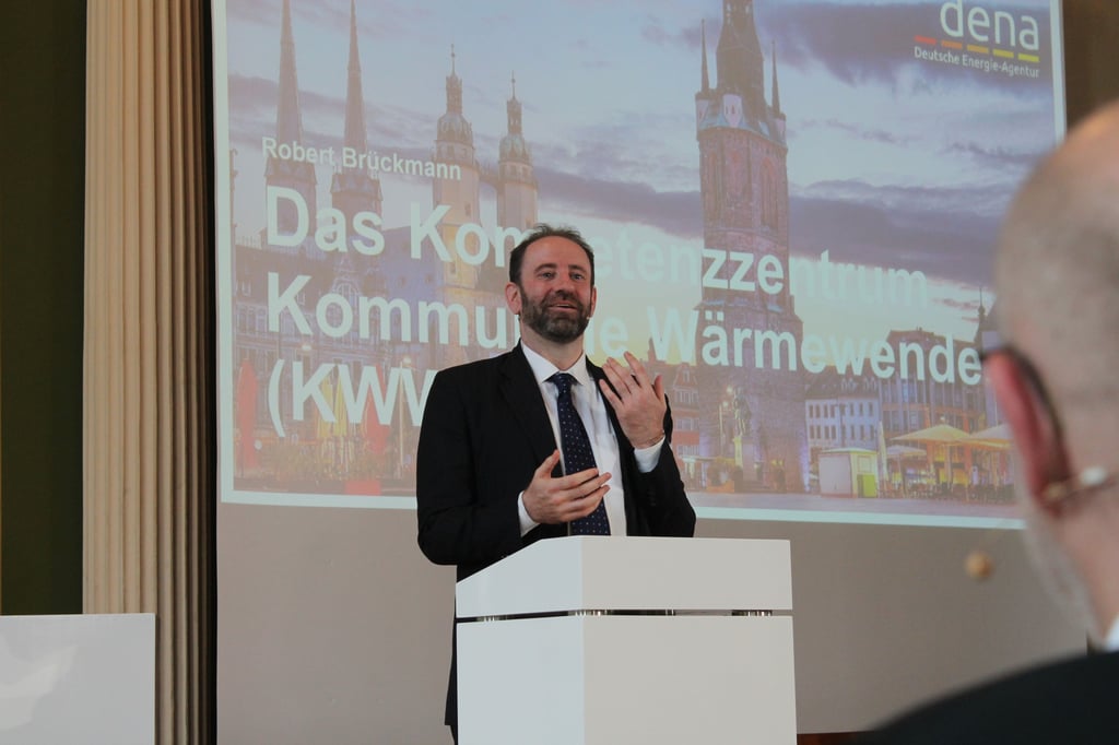 Robert Brückmann ist Chef des Kompetenzzentrums Kommunale Wärmewende, das in Halle eröffnet wurde.