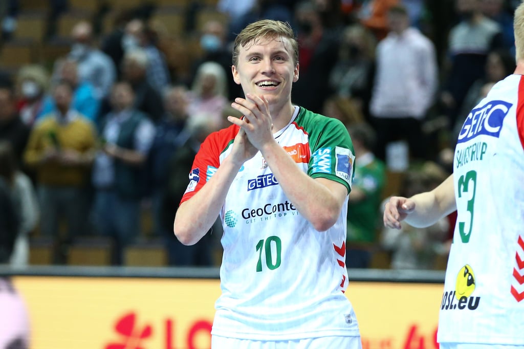 Gisli Kristjansson hat mit dem SC Magdeburg derzeit viel Grund zum Lachen. Nun möchte er sich mit Island für die WM 2023 qualifiziern.
