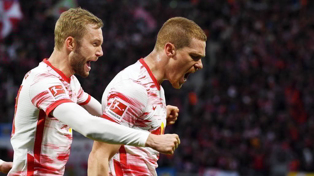 Leidenschaft pur: Konrad Laimer und Marcel Halstenberg.