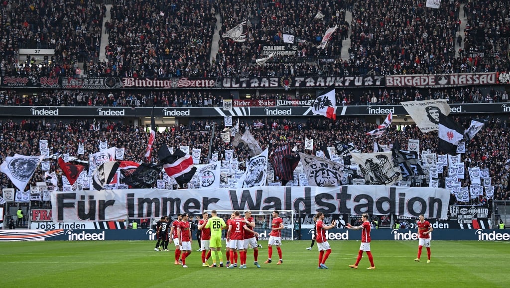 Das Stadion von Eintracht Frankfurt wird ausgebaut.