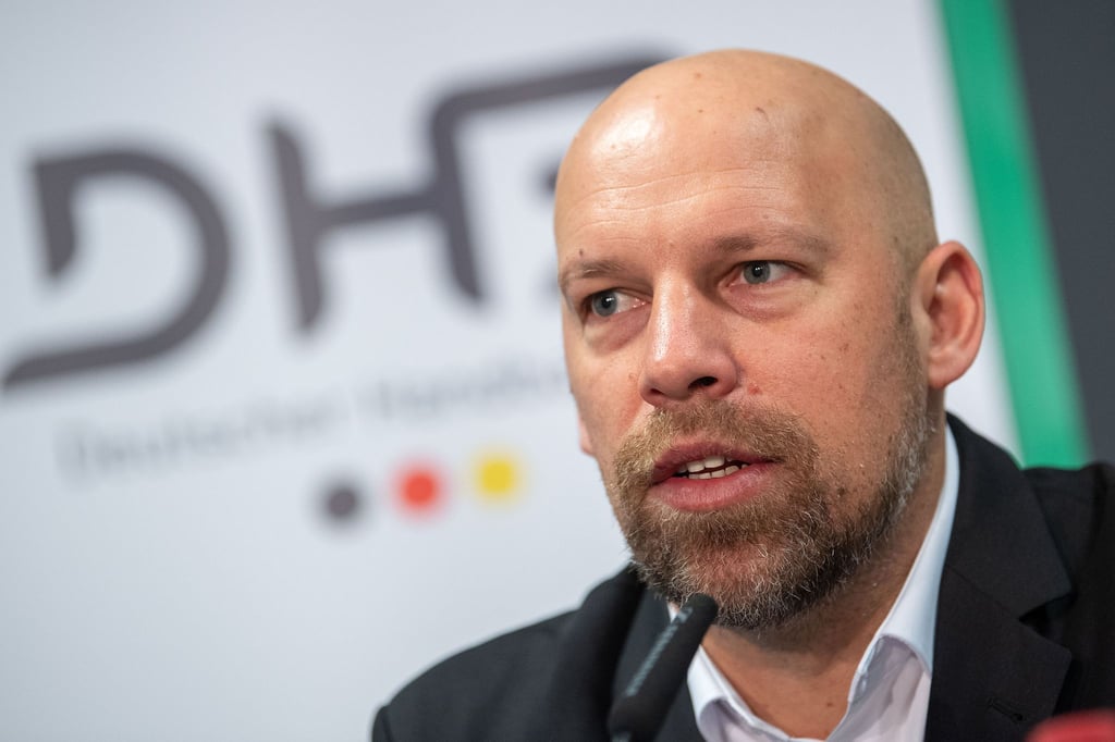 Der Vorstand Sport des Deutschen Handballbunds (DHB): Axel Kromer.
