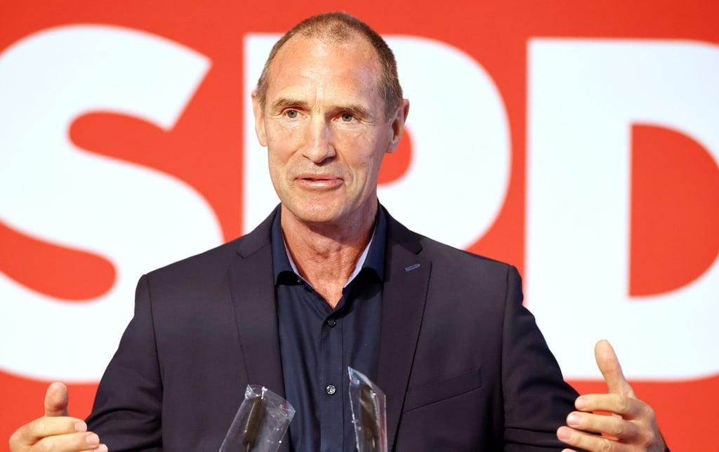 Der Vorsitzende des Bundestags-Sportausschusses und Biathlon-Olympiasieger: Frank Ullrich.