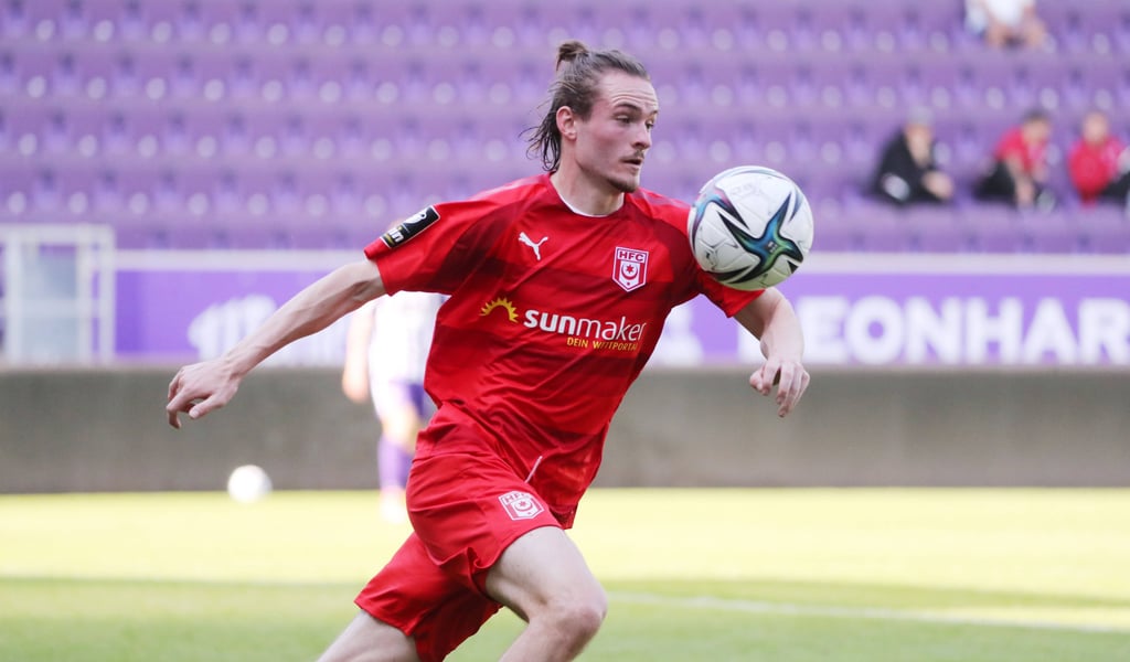 Niklas Kastenhofer stammt aus der Jugend des HFC - über die Saison hinaus hat er aber wohl keine Perspektive mehr in seinem Heimatverein.