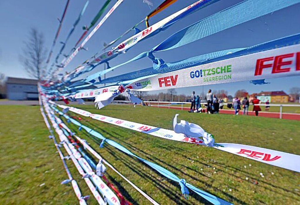 Das lange Friedensband wurde aus Versehen entsorgt.